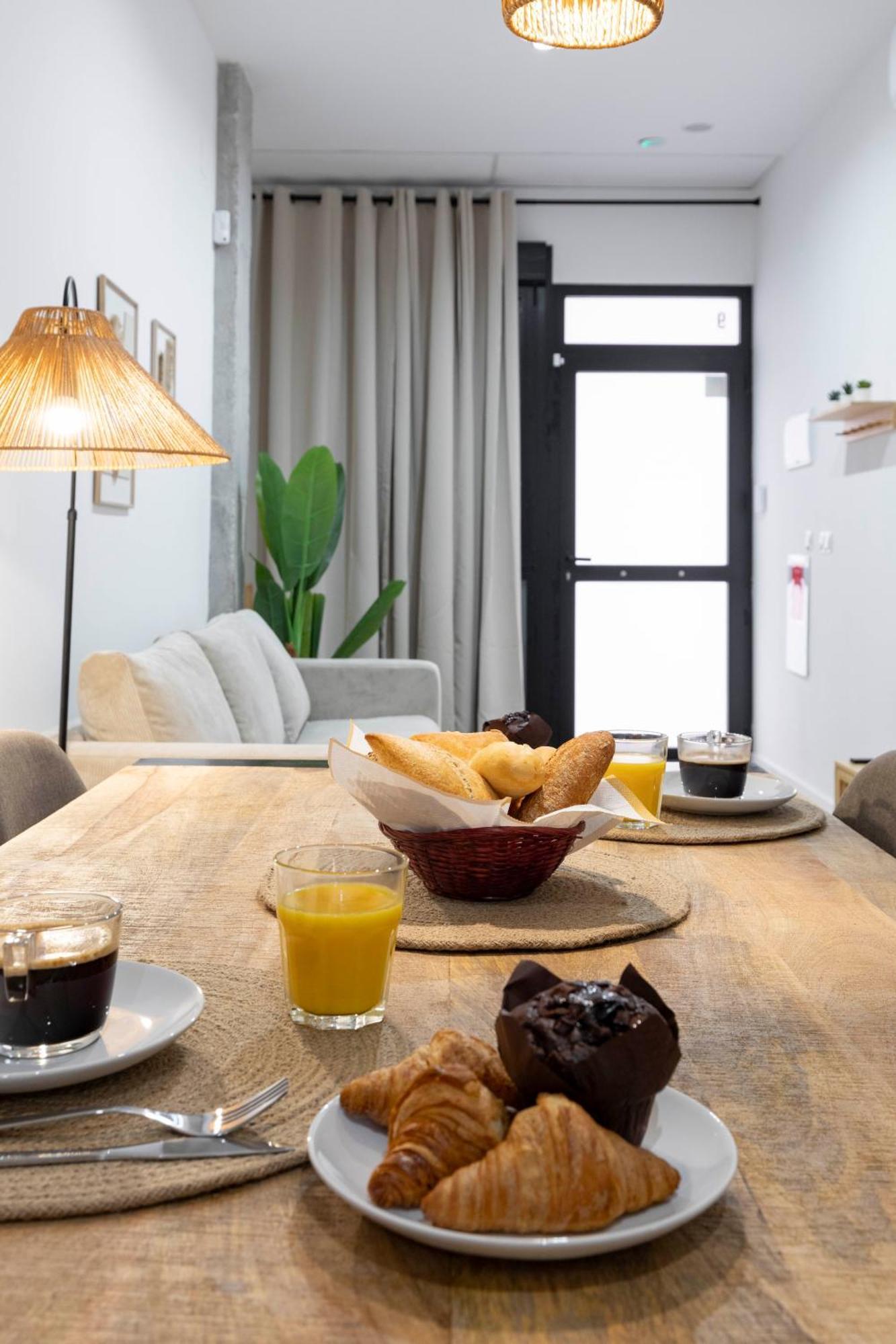 Travel Habitat Mediterranean Suites Valencie Exteriér fotografie