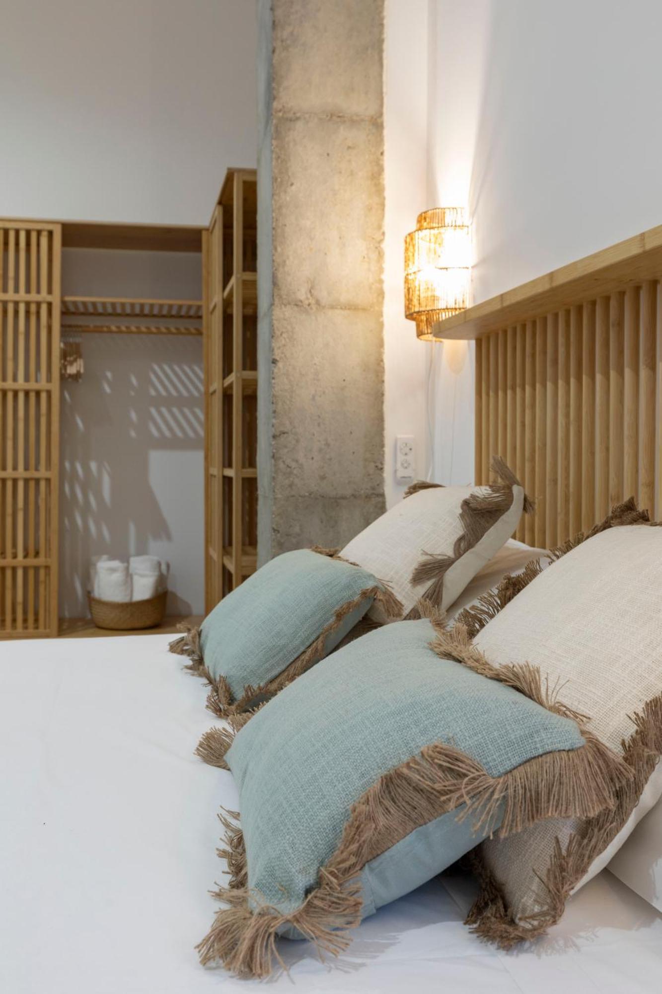 Travel Habitat Mediterranean Suites Valencie Exteriér fotografie