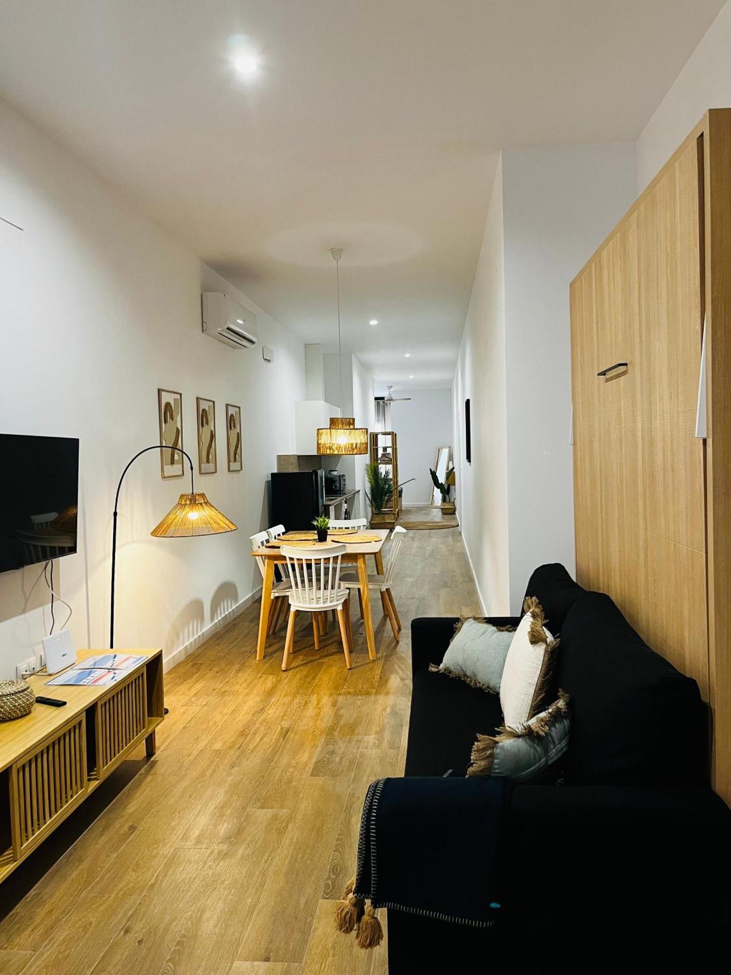 Travel Habitat Mediterranean Suites Valencie Exteriér fotografie