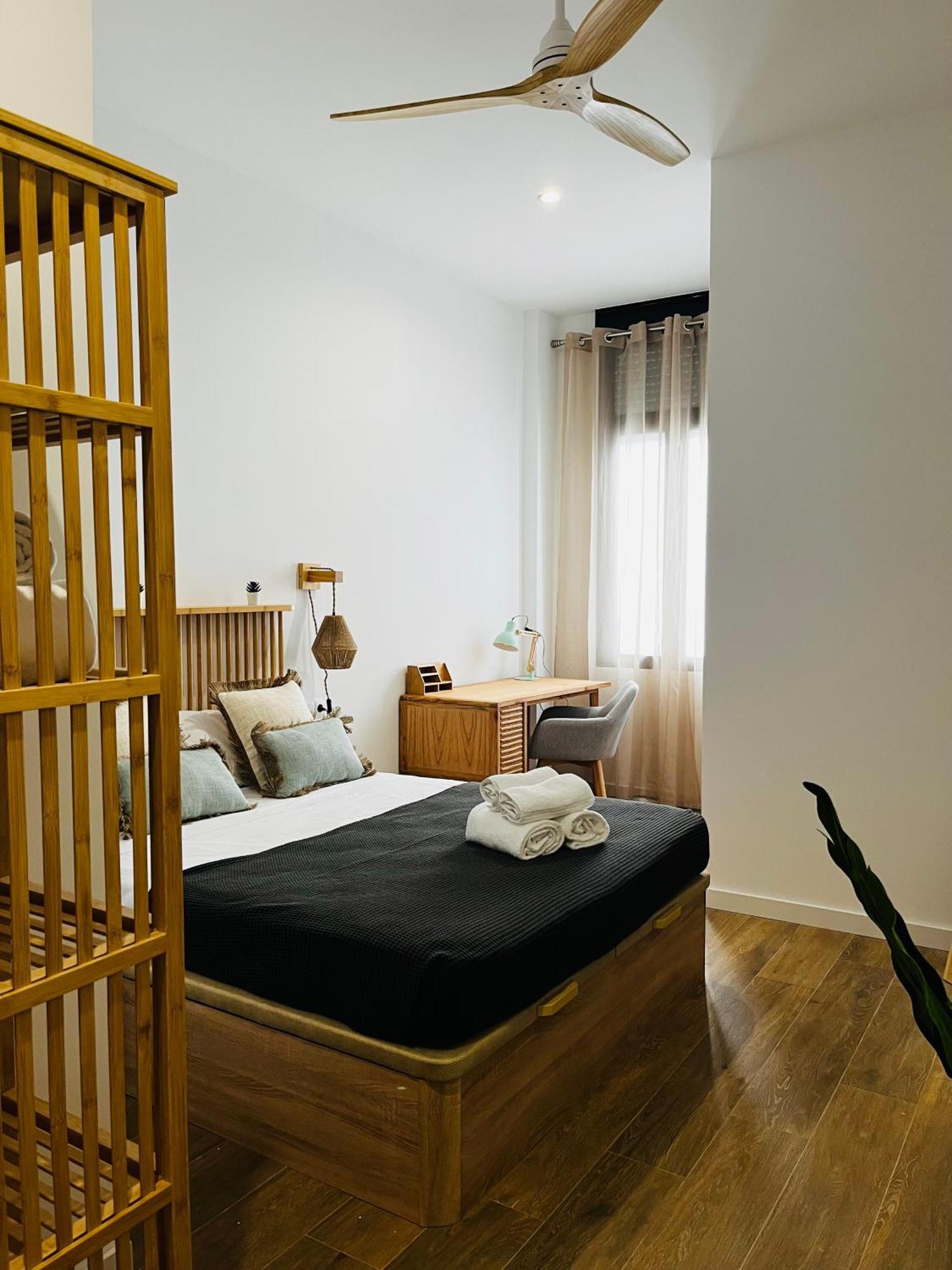 Travel Habitat Mediterranean Suites Valencie Exteriér fotografie
