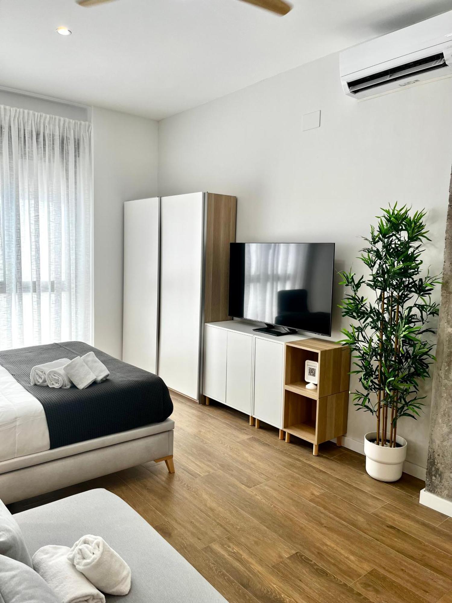 Travel Habitat Mediterranean Suites Valencie Pokoj fotografie